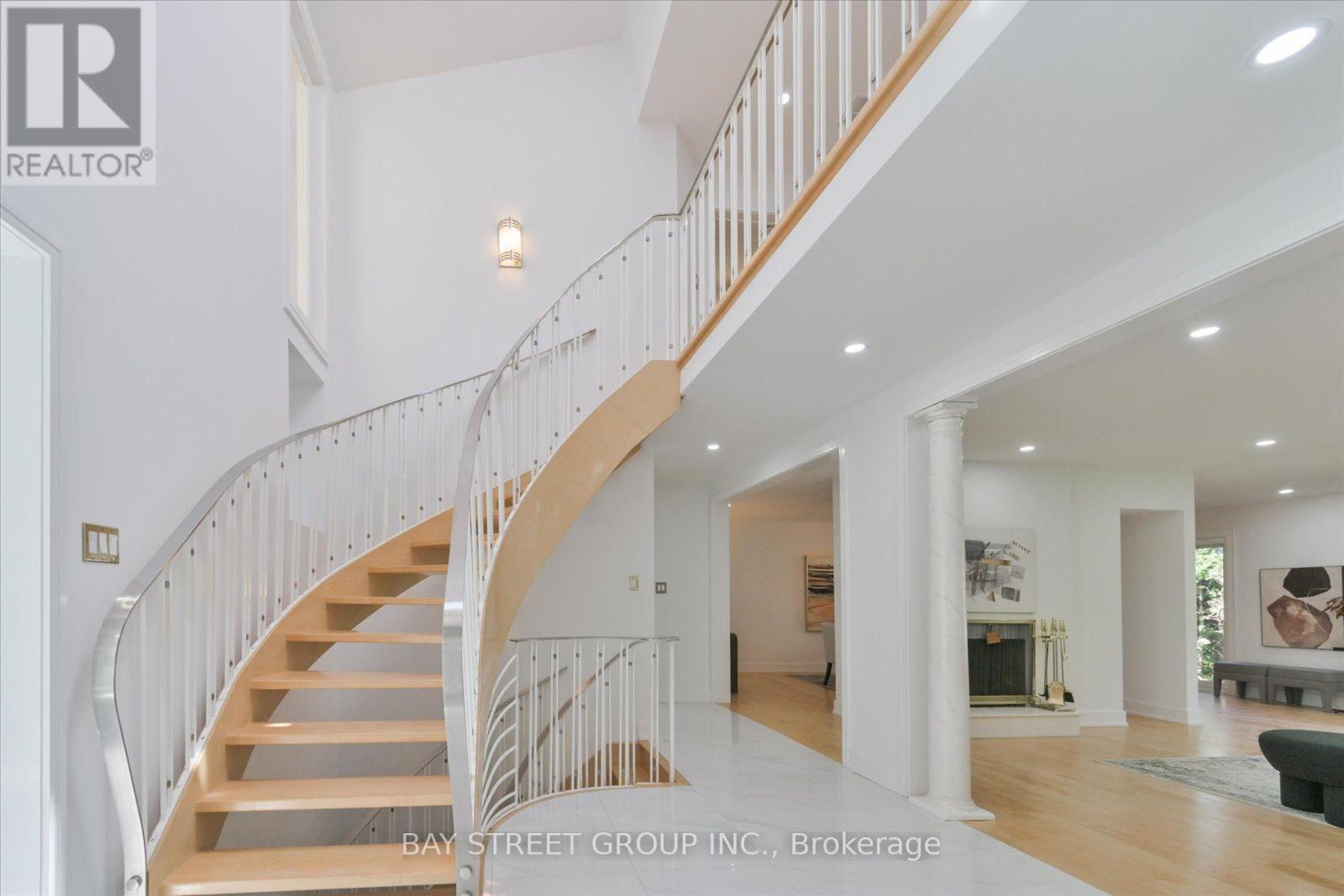 50 Owen Boulevard, Toronto, Ontario  M2P 1E9 - Photo 4 - C14095920