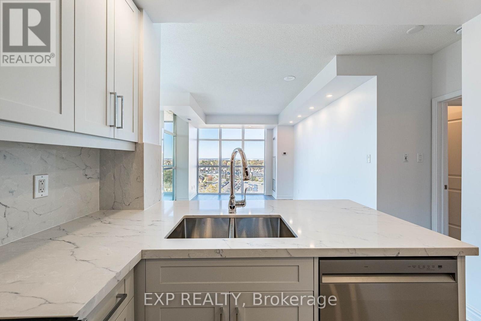 1111 - 9 George Street, Brampton, Ontario  L6X 0T6 - Photo 11 - W13830892