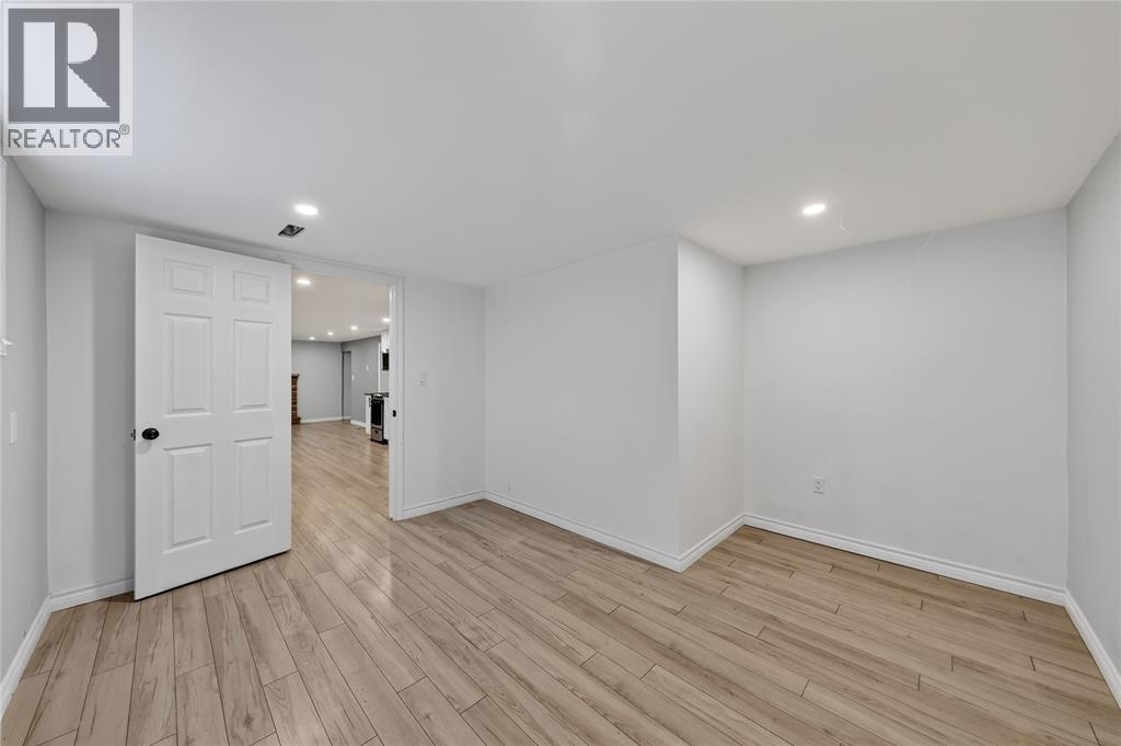 700 Guthrie Street, Sarnia, Ontario  N7V 1X8 - Photo 19 - 26025643
