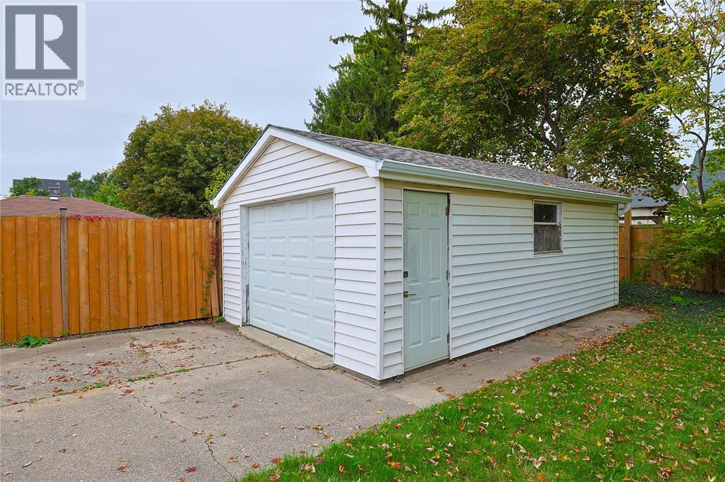 700 Guthrie Street, Sarnia, Ontario  N7V 1X8 - Photo 32 - 26025643