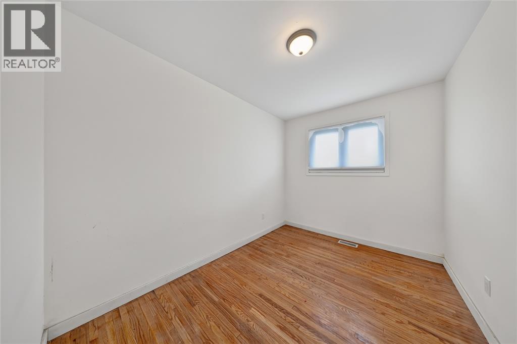 700 Guthrie Street, Sarnia, Ontario  N7V 1X8 - Photo 14 - 26025643