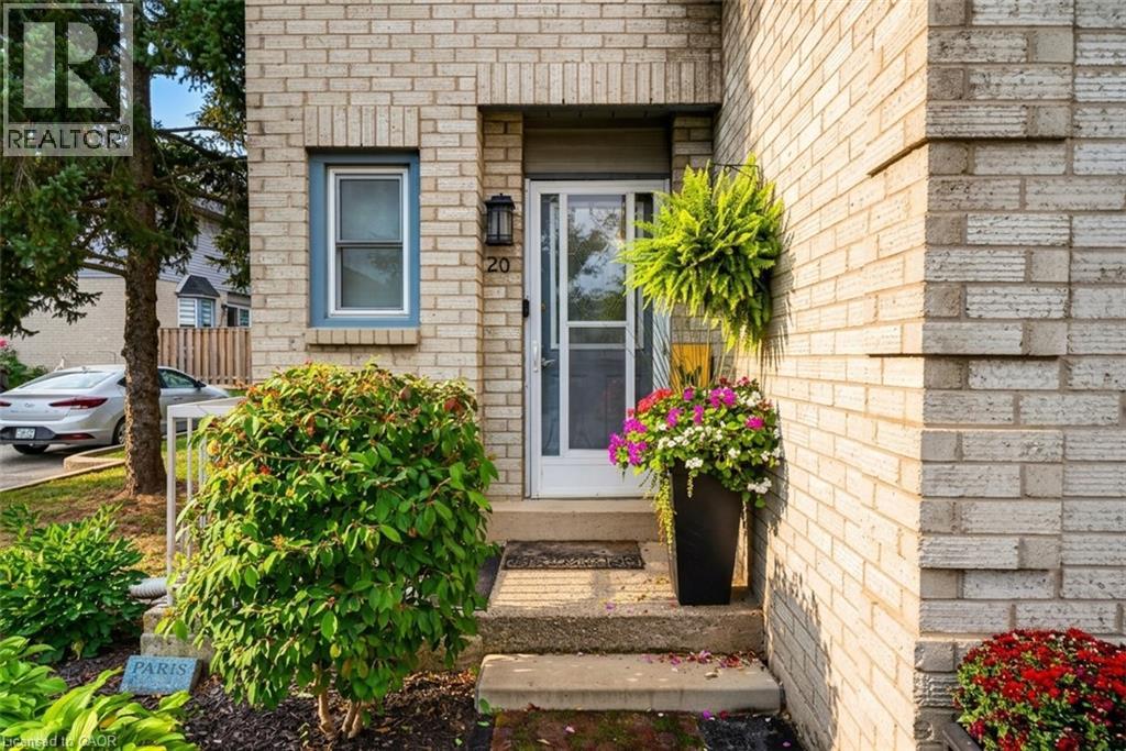 2 Royalwood Court Unit# 20, Stoney Creek, Ontario  L8E 4Y9 - Photo 8 - 40865517