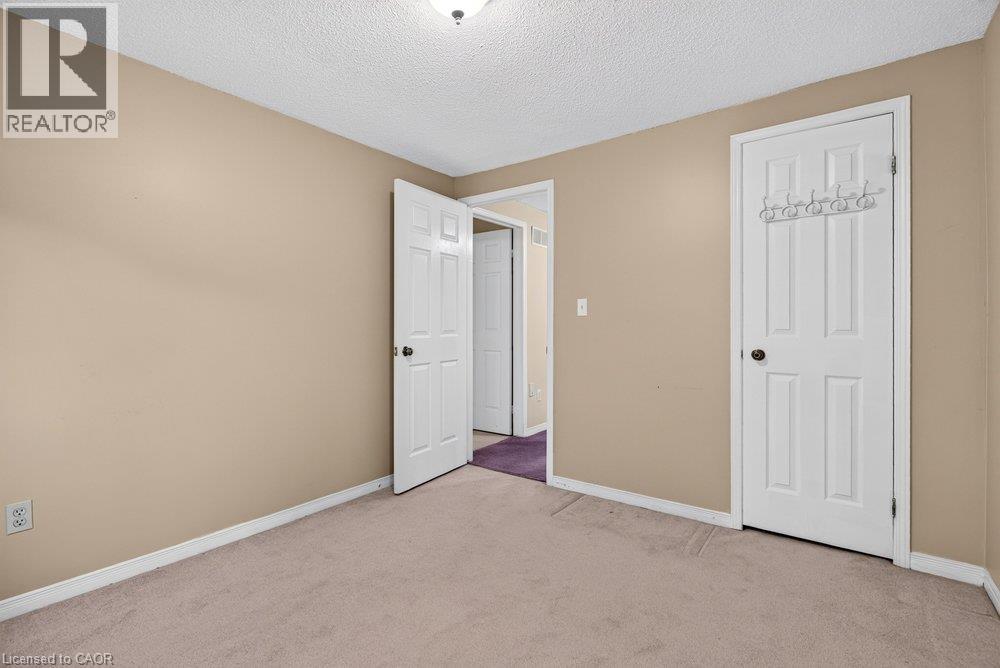 2 Royalwood Court Unit# 20, Stoney Creek, Ontario  L8E 4Y9 - Photo 32 - 40865517