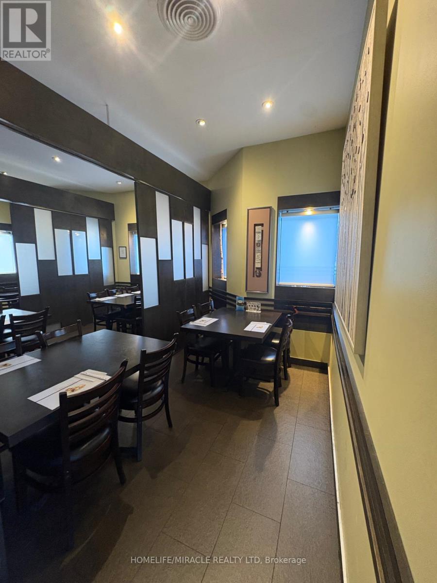 4 - 0 Main Street N, Brampton, Ontario  L6X 1M9 - Photo 10 - W14096162