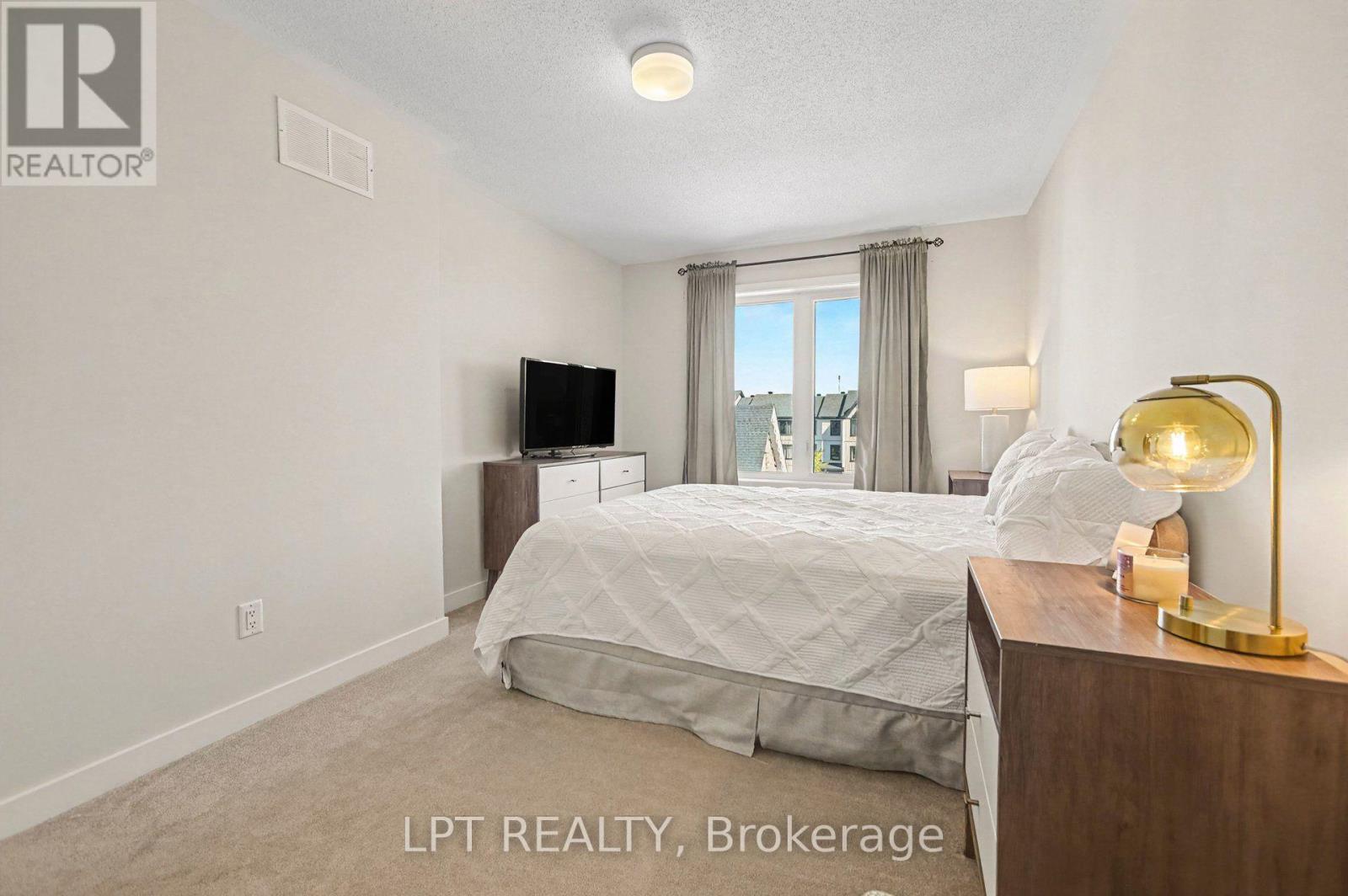 812 Kinstead Private, Ottawa, Ontario  K2S 3B3 - Photo 17 - X14096868