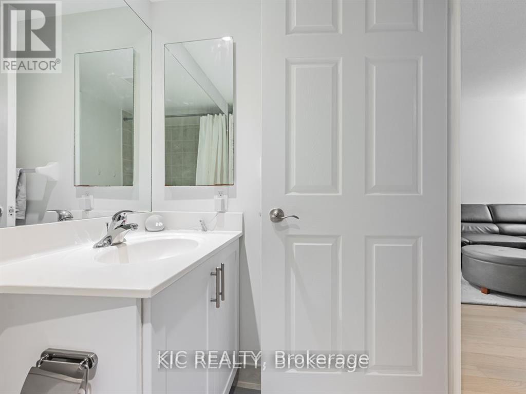 1727 - 250 Wellington Street W, Toronto, Ontario  M5V 3P6 - Photo 20 - C14096738