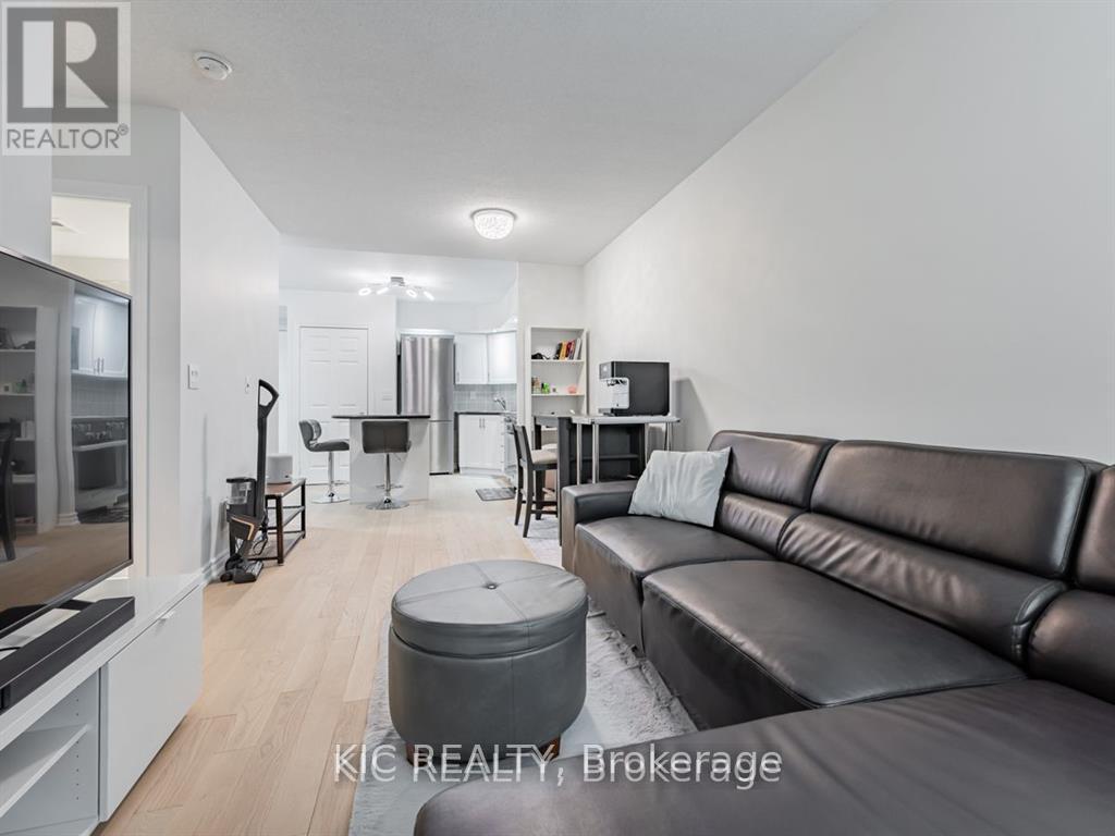 1727 - 250 Wellington Street W, Toronto, Ontario  M5V 3P6 - Photo 7 - C14096738