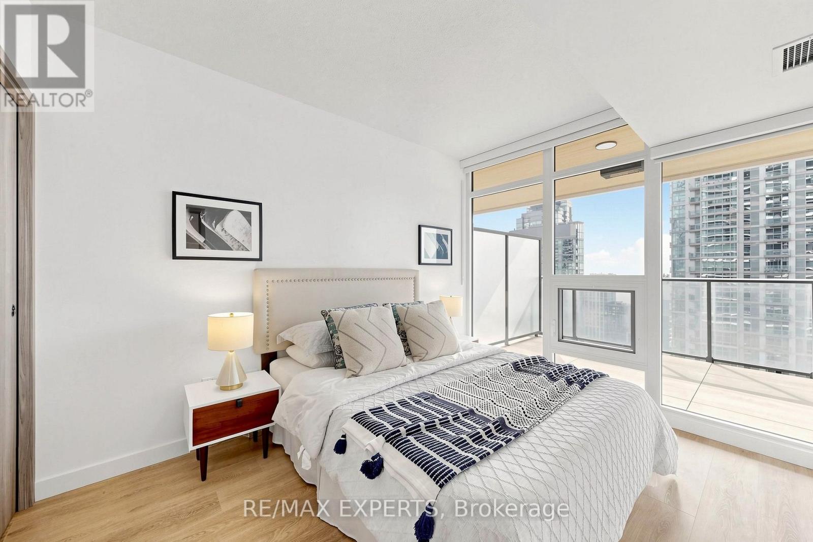 2208 - 1 Concord Way, Toronto, Ontario  M5V 0X3 - Photo 14 - C14096740