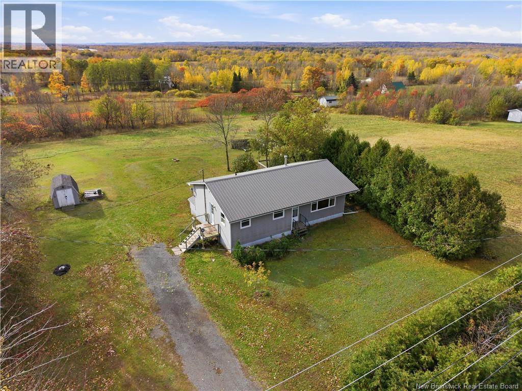 34 Route 695, jemseg, New Brunswick