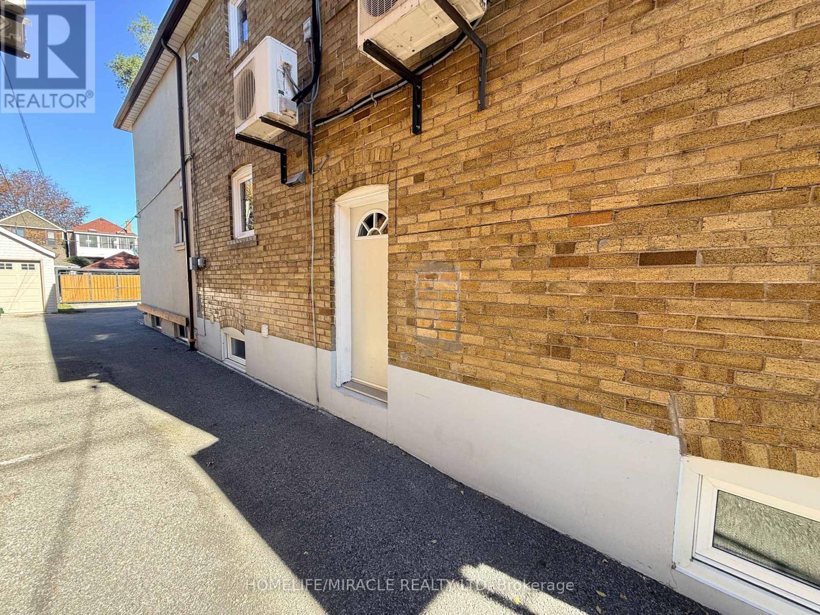 228 Browning Avenue, Toronto, Ontario  M4K 1X2 - Photo 5 - E14096840