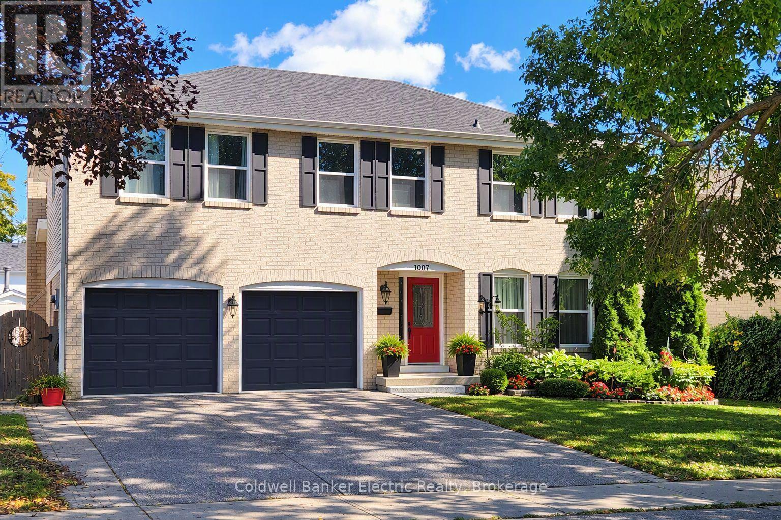 1007 MOORELANDS CRESCENT, Pickering, Ontario