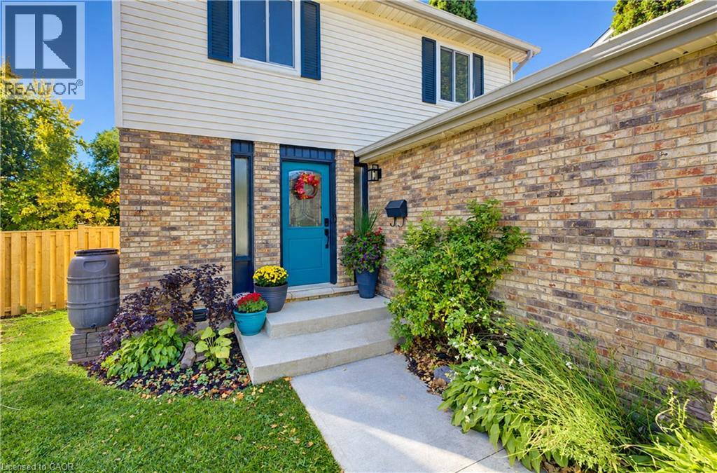 527b Rosemeadow Crescent, Waterloo, Ontario  N2T 1Z9 - Photo 2 - 40872291