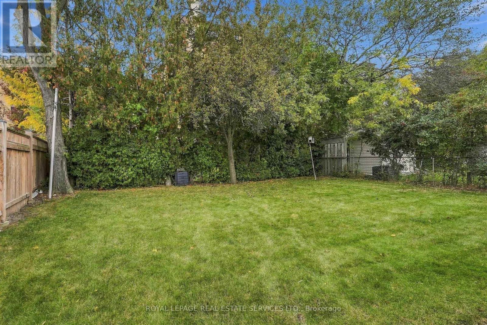 30 Vanguard Drive, Toronto, Ontario  M9B 5E6 - Photo 35 - W14096736