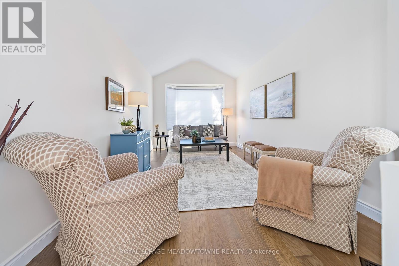 82 Eaton Street, Halton Hills, Ontario  L7G 5T2 - Photo 8 - W14096752