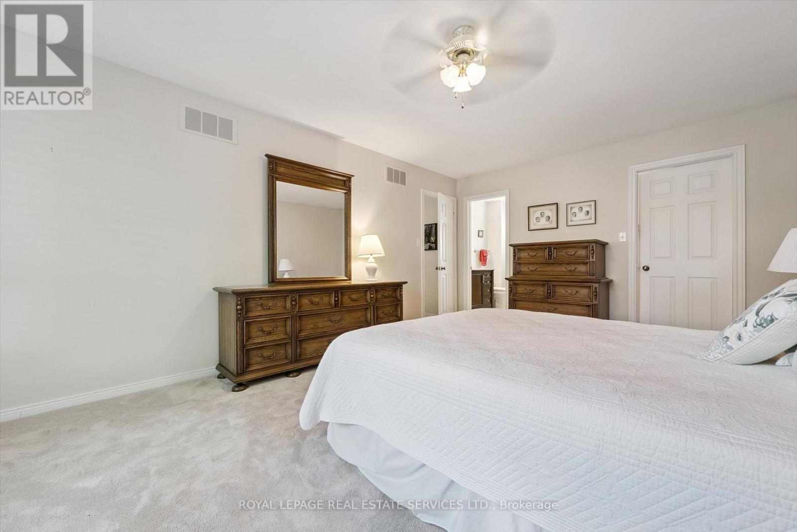 200 All Saints Crescent, Oakville, Ontario L6J 5M9 - Photo 26 - W14096760
