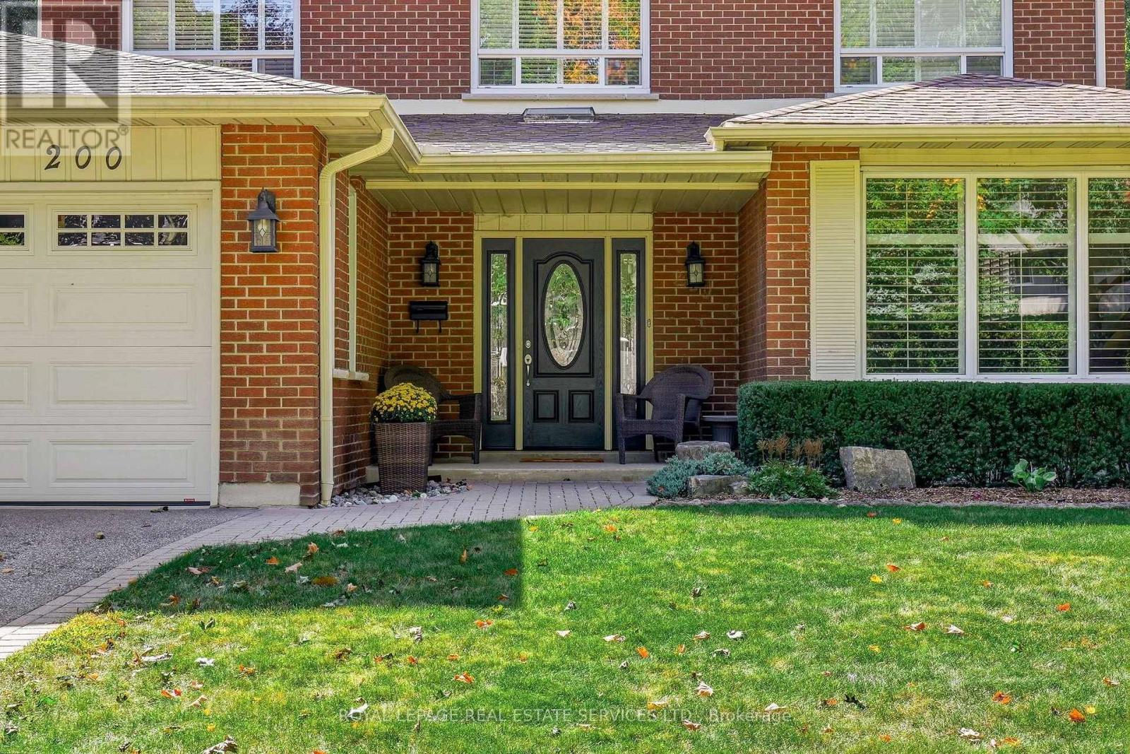 200 All Saints Crescent, Oakville, Ontario L6J 5M9 - Photo 3 - W14096760