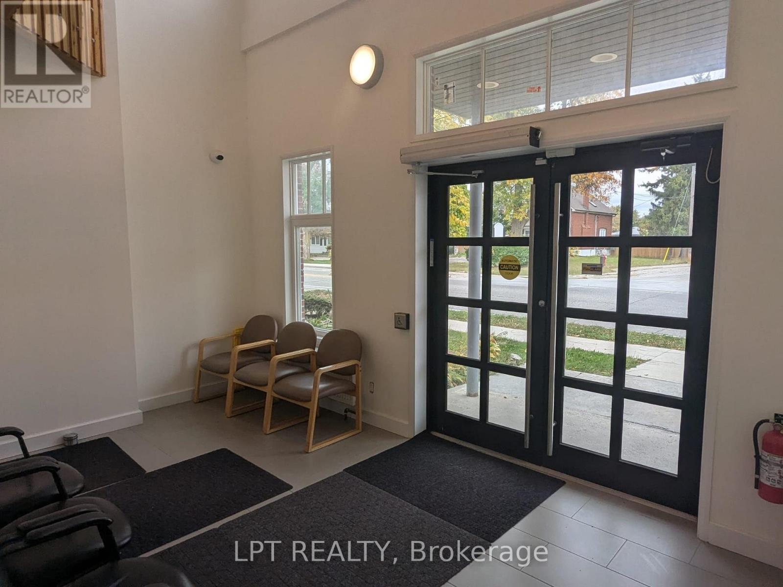 302 - 46 Queen Street S, Mississauga, Ontario  L5M 1K4 - Photo 4 - W14096794