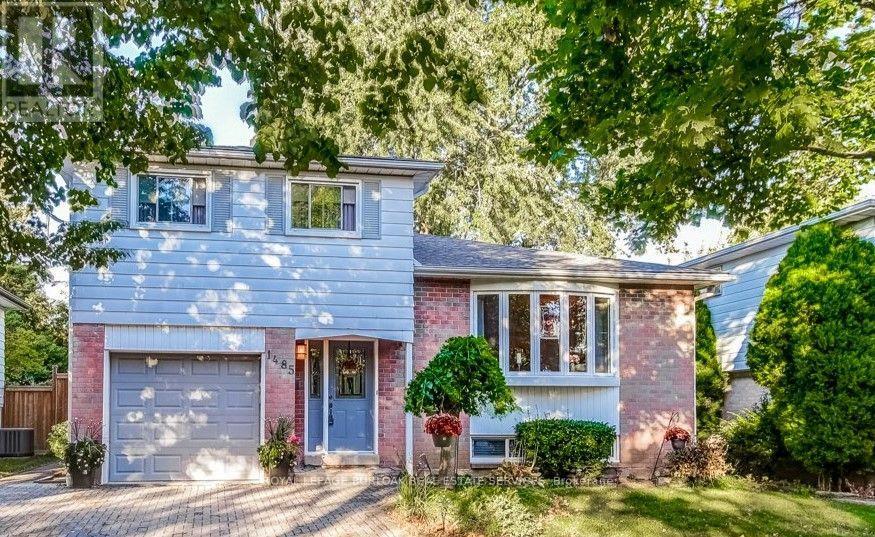1485 Newlands Crescent, Burlington, Ontario  L7M 1N8 - Photo 2 - W14096848