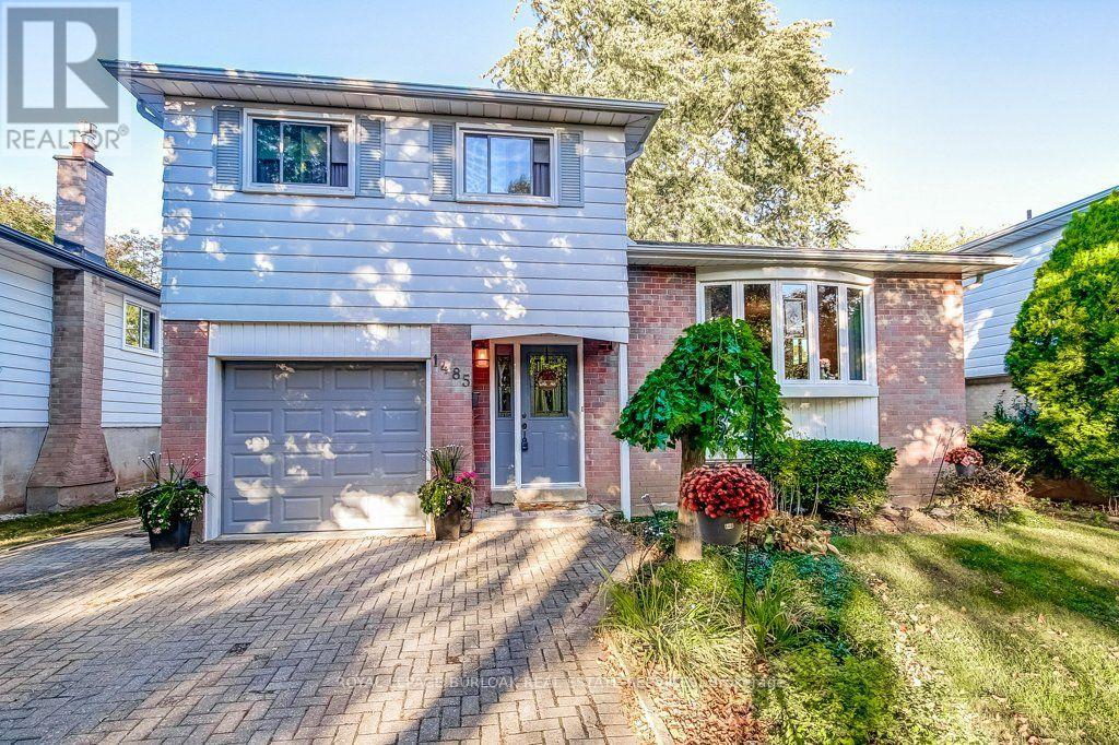 1485 Newlands Crescent, Burlington, Ontario  L7M 1N8 - Photo 4 - W14096848