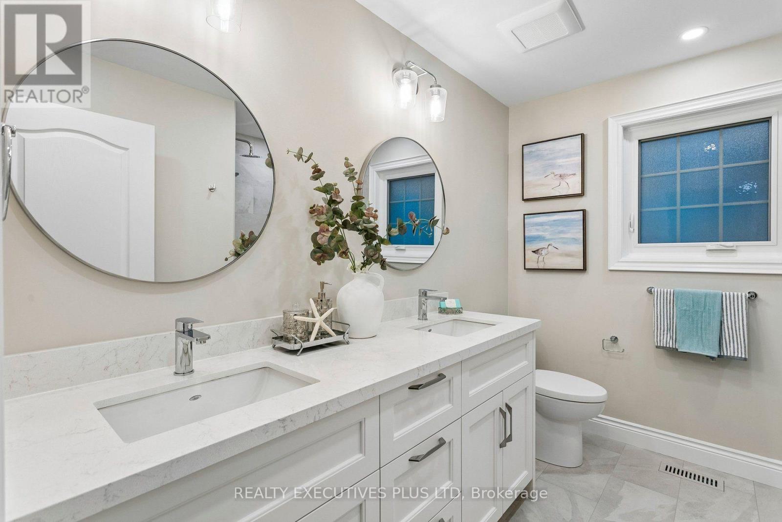 2547 Morrison Avenue, Mississauga, Ontario  L5C 3J6 - Photo 29 - W14096858