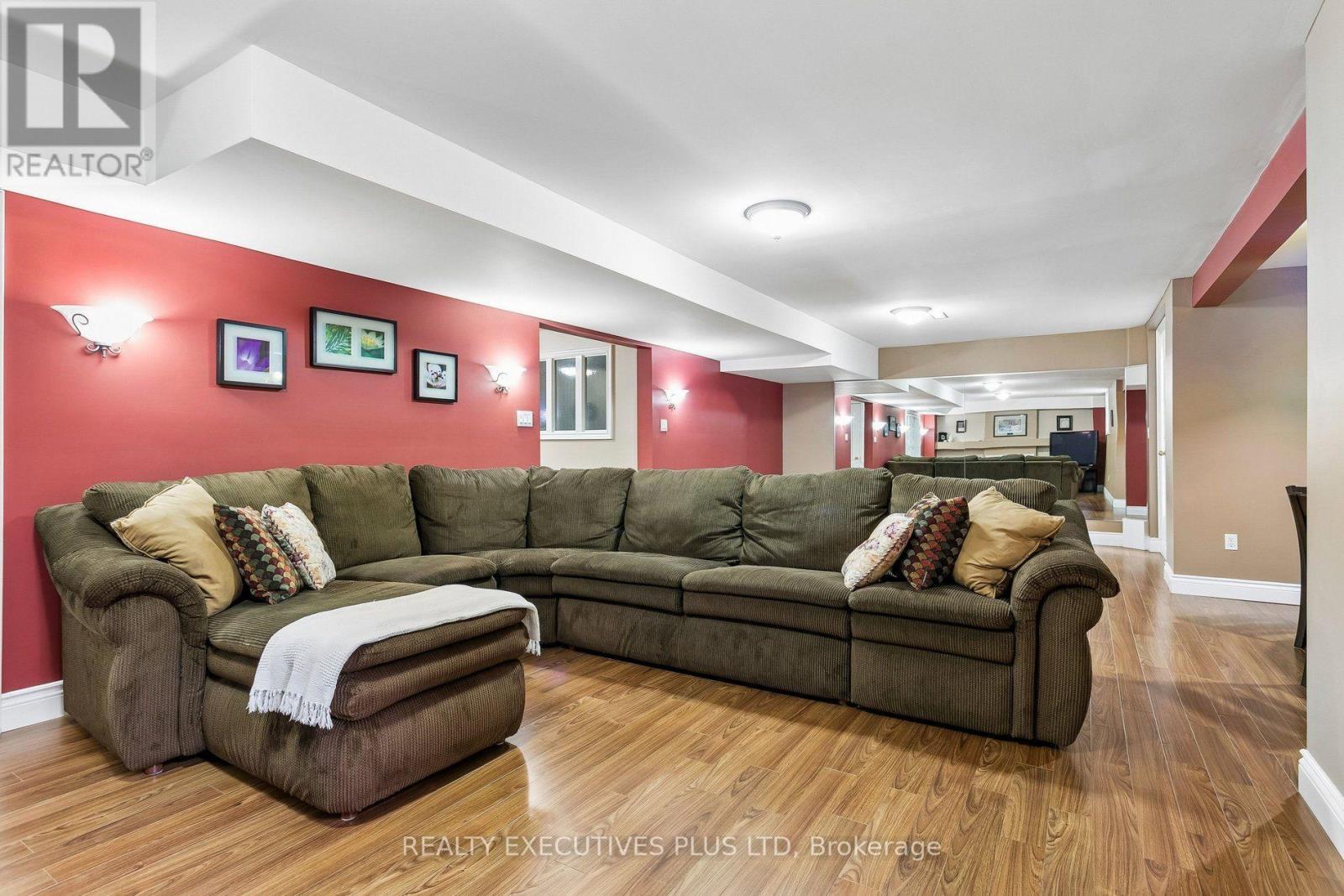 2547 Morrison Avenue, Mississauga, Ontario  L5C 3J6 - Photo 34 - W14096858