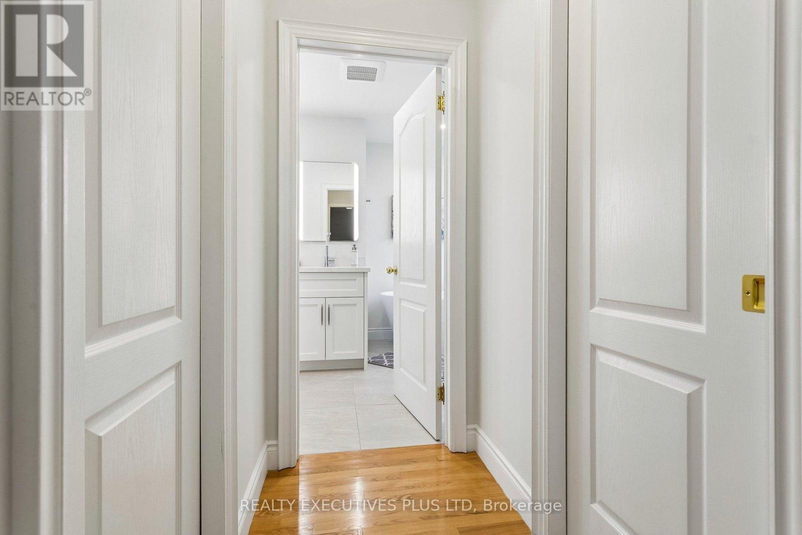 2547 Morrison Avenue, Mississauga, Ontario  L5C 3J6 - Photo 48 - W14096858
