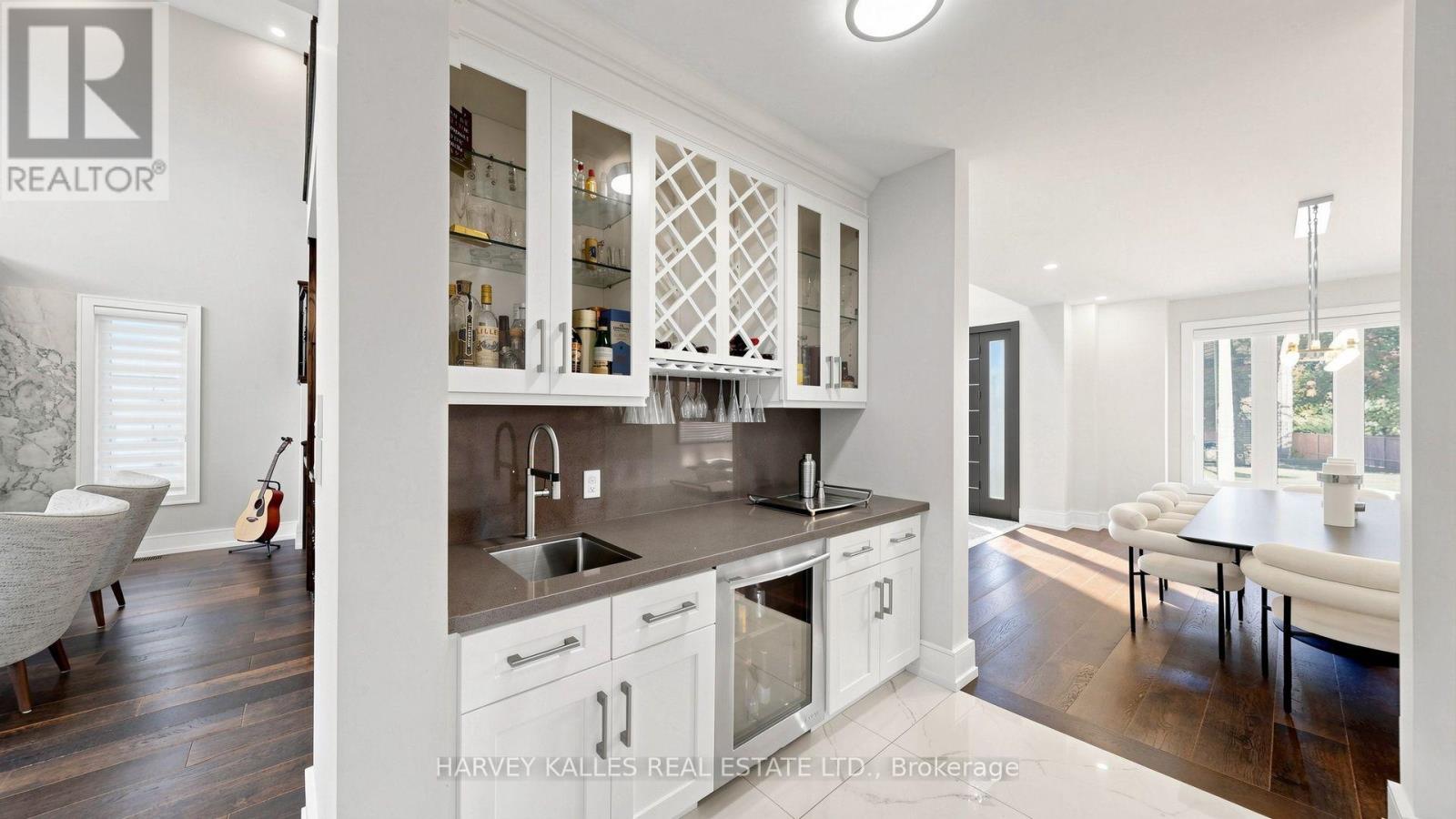 529 Pineland Avenue, Oakville, Ontario  L6K 1Z9 - Photo 9 - W14096876