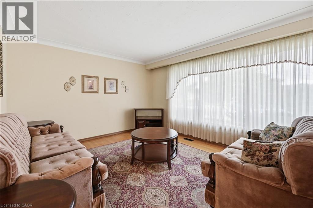 138 Luscombe Street, Hamilton, Ontario  L9A 2K3 - Photo 6 - 40870232