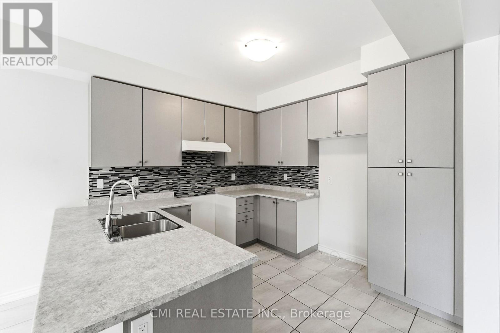 65 Lillian Way, Haldimand, Ontario  N3W 0E7 - Photo 11 - X14096822