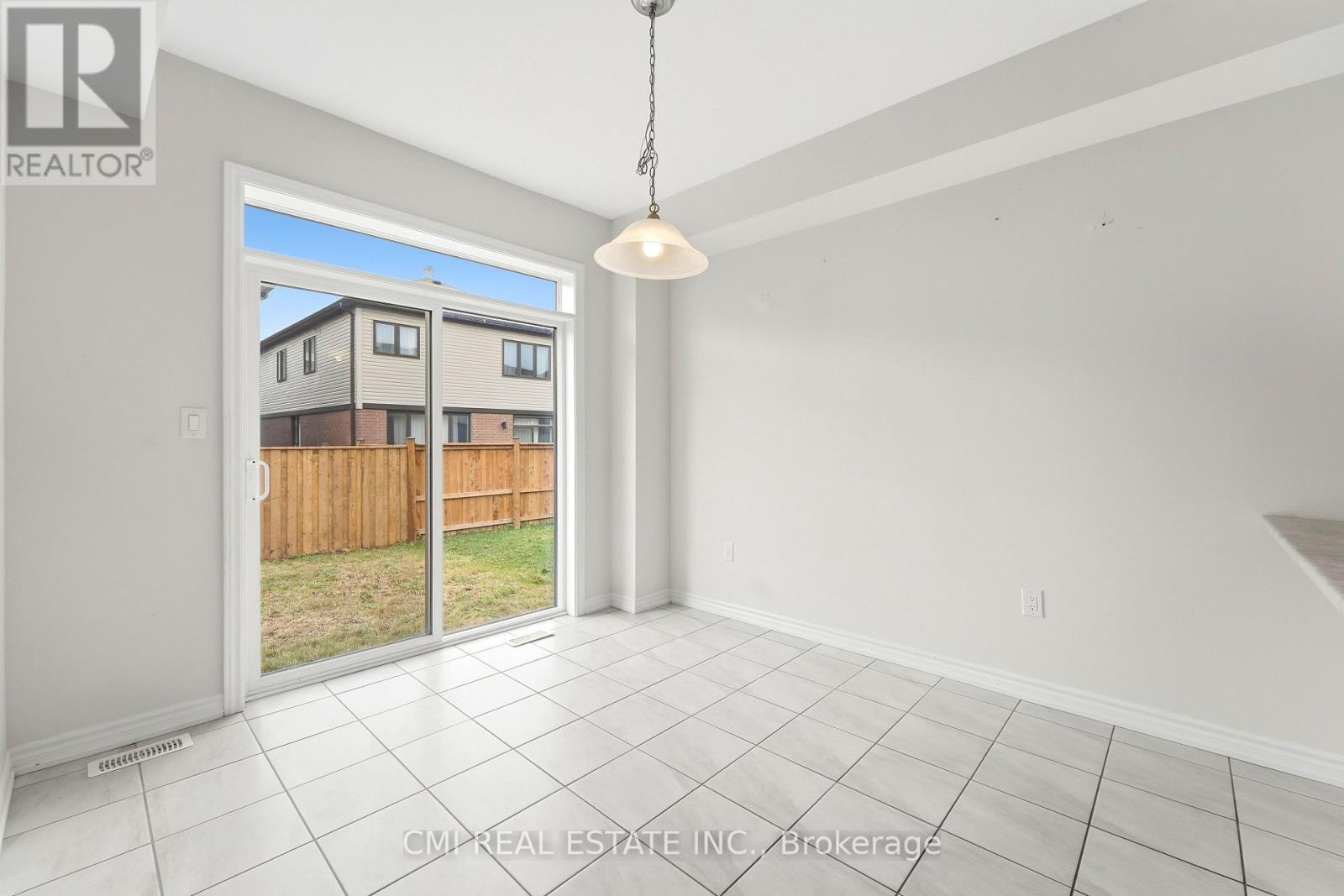 65 Lillian Way, Haldimand, Ontario  N3W 0E7 - Photo 12 - X14096822