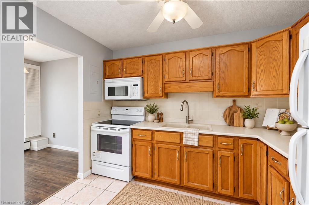 365 Geneva Street Unit# 1002, St. Catharines, Ontario  L2N 5S7 - Photo 8 - 40872301