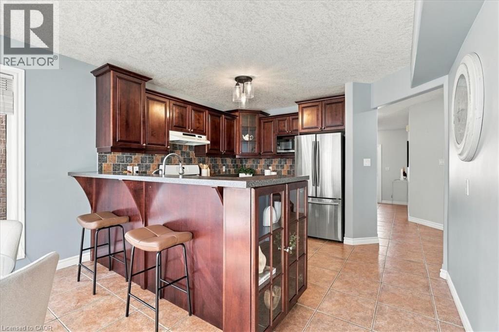 382 Mountain Laurel Crescent, Kitchener, Ontario  N2E 4B4 - Photo 13 - 40872312