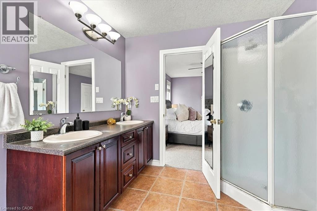 382 Mountain Laurel Crescent, Kitchener, Ontario  N2E 4B4 - Photo 32 - 40872312