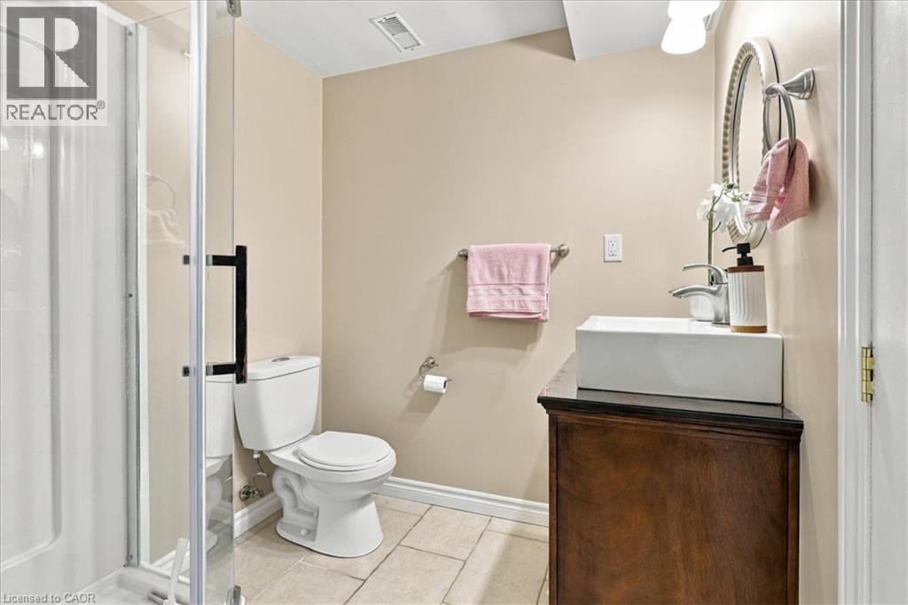 382 Mountain Laurel Crescent, Kitchener, Ontario  N2E 4B4 - Photo 38 - 40872312