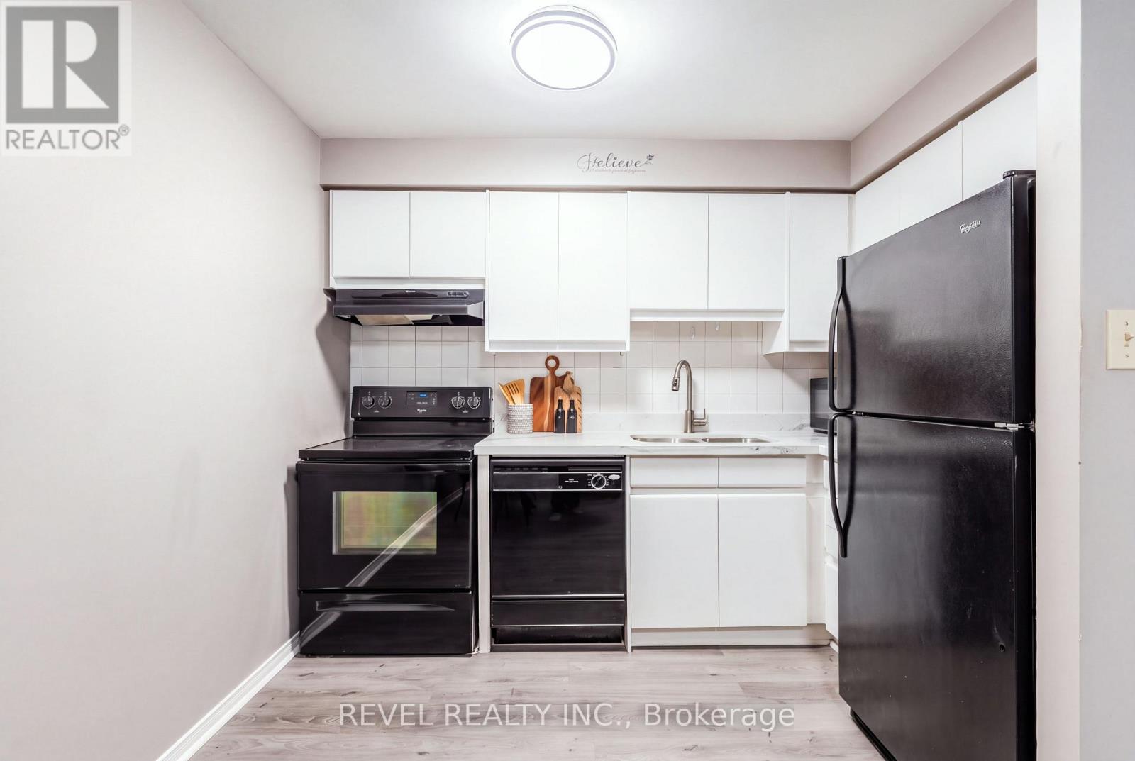 303 - 36 James Street S, Hamilton, Ontario  L8P 4W4 - Photo 5 - X14089164