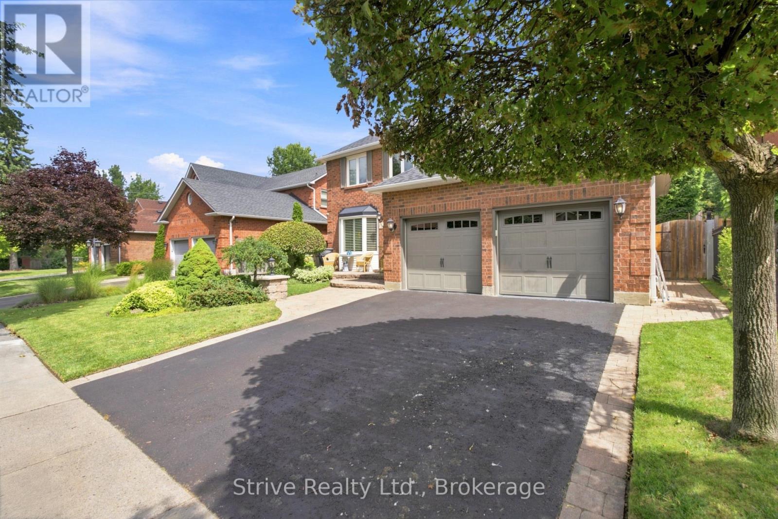 5 Carriage Lane, Clarington, Ontario  L1E 1J9 - Photo 2 - E14096920