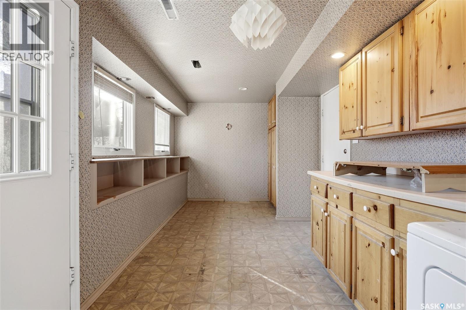 1034 Gryphons Walk, Regina, Saskatchewan  S4S 6X1 - Photo 22 - SK051489