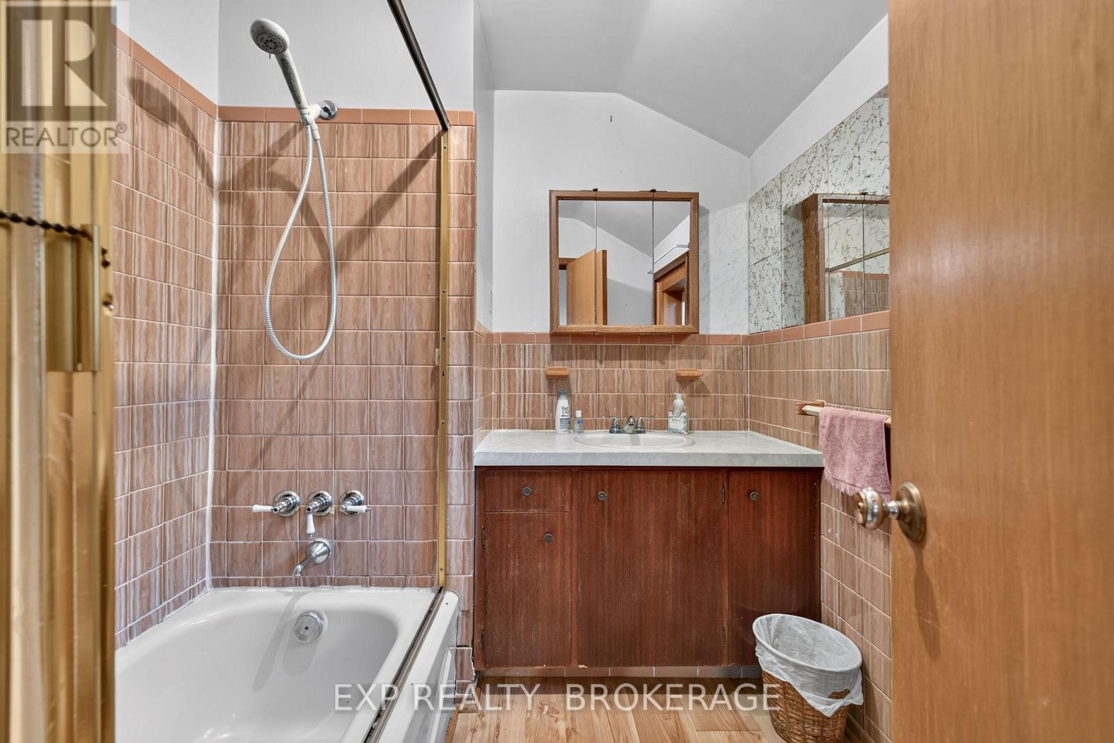 41 Cross Street, Frontenac Islands, Ontario  K0H 2Y0 - Photo 21 - X14097098