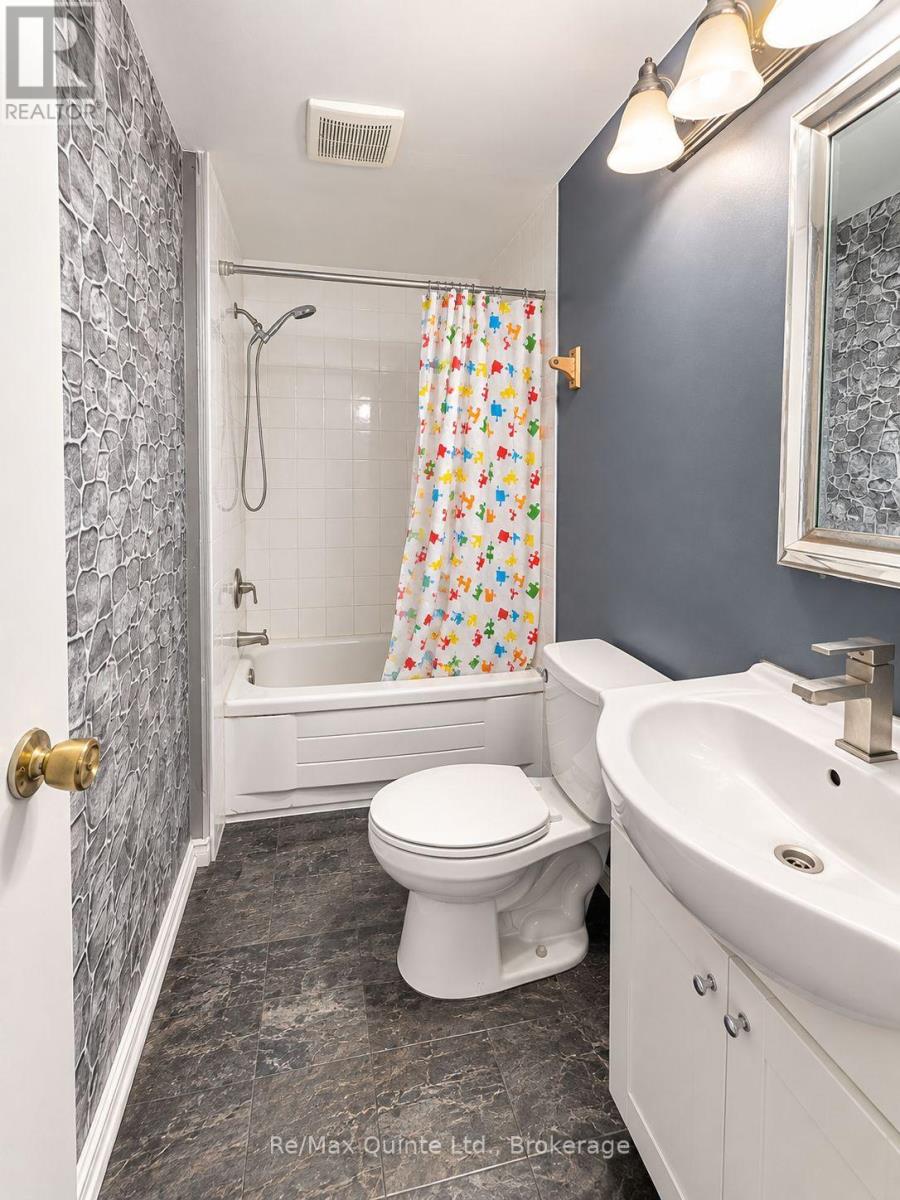 20 Bettes Street, Belleville, Ontario  K8N 3W3 - Photo 11 - X14096978
