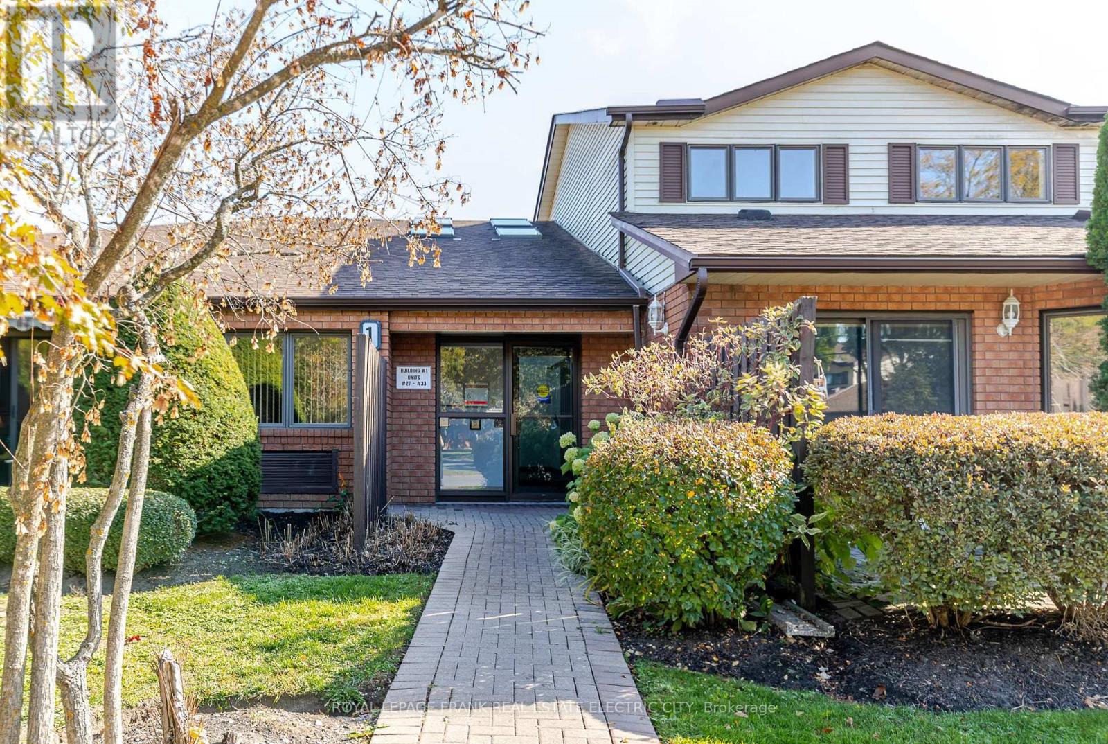 30 - 36 Champlain Crescent, Peterborough, Ontario  K9L 1T1 - Photo 2 - X14097124