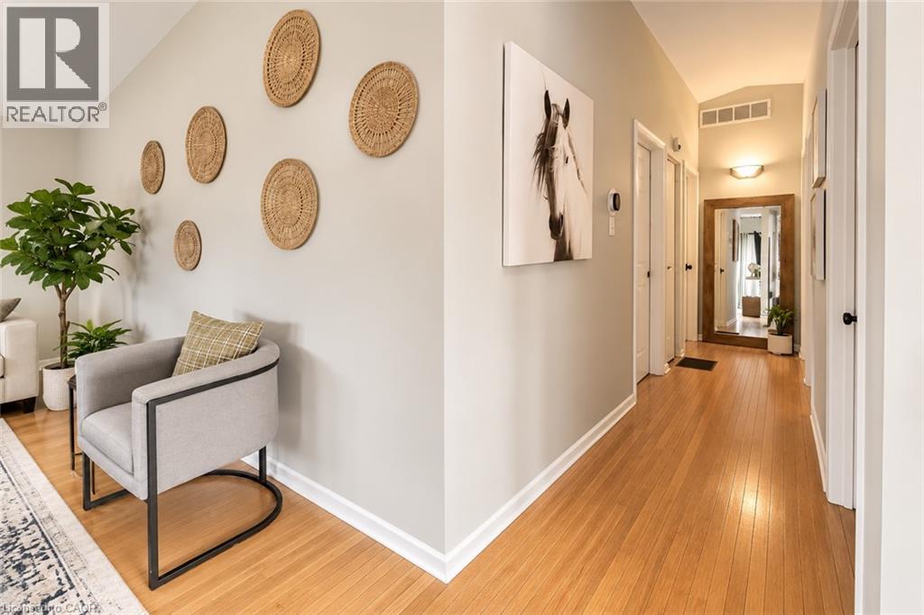 241 Thorner Drive, Hamilton, Ontario  L8V 2M6 - Photo 12 - 40872621
