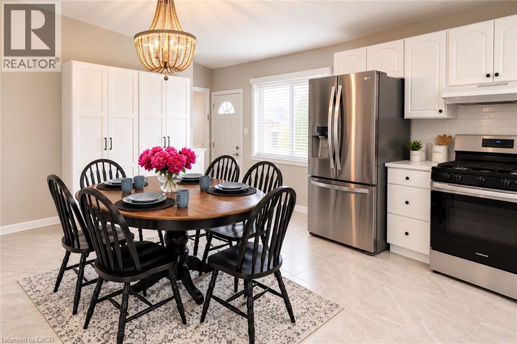 241 Thorner Drive, Hamilton, Ontario  L8V 2M6 - Photo 4 - 40872621