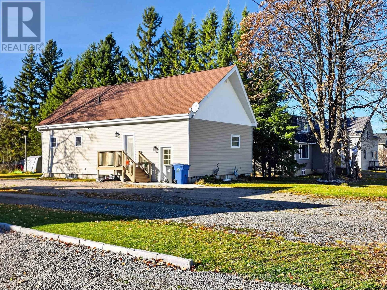 421 Seventh Avenue, Black River-Matheson, Ontario  P0K 1N0 - Photo 1 - T14097158