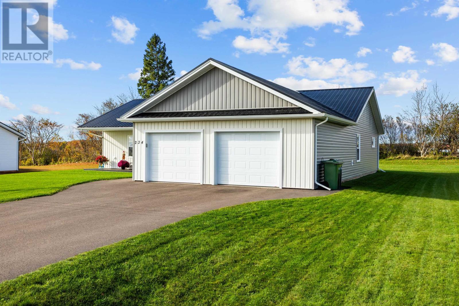 234 Waters Edge Lane Lane SE, Cornwall, Prince Edward Island  C0A 1H4 - Photo 29 - 202626202