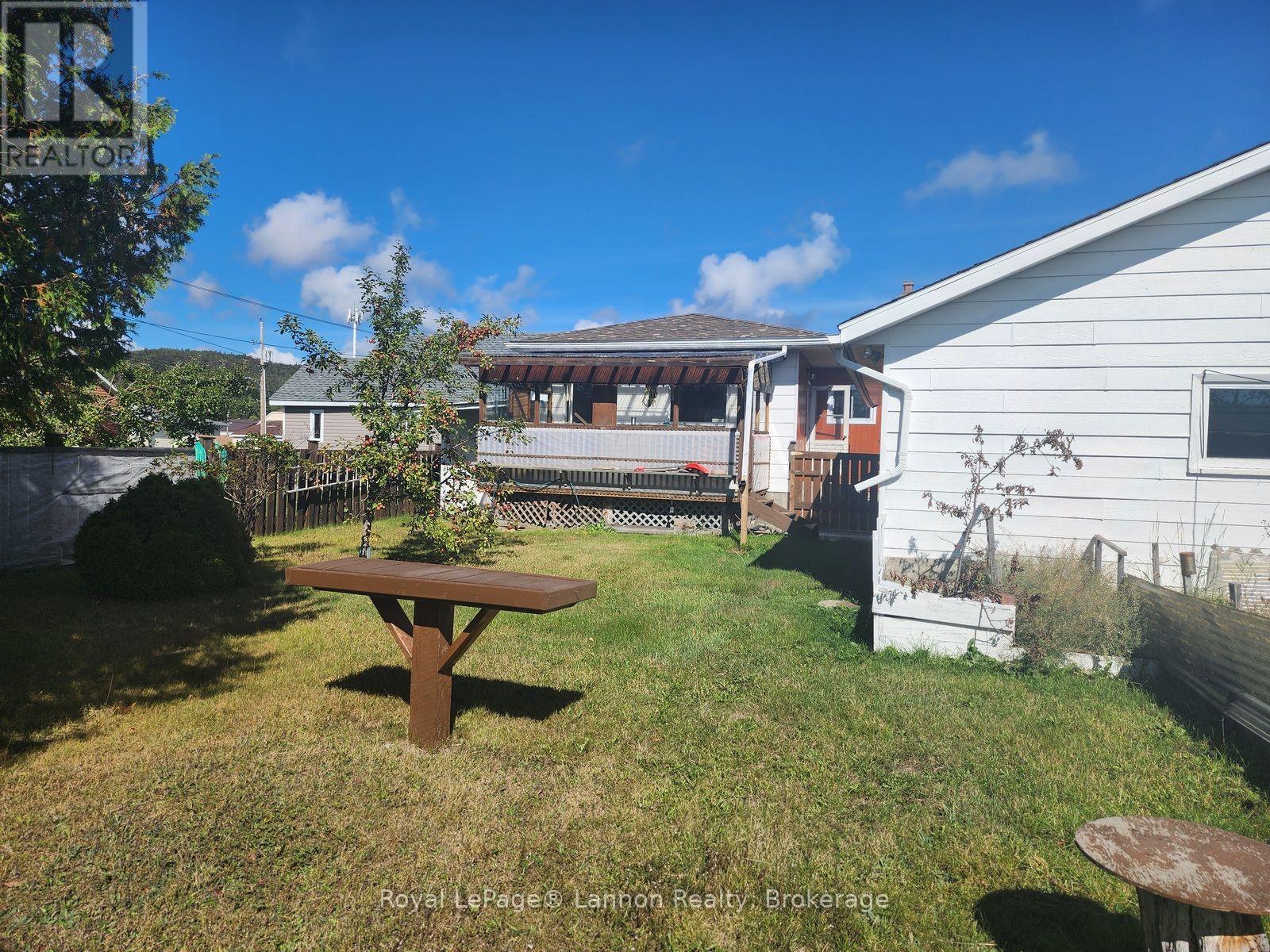 306 Walker Street E, Schreiber, Ontario  P0T 2S0 - Photo 33 - X14096942