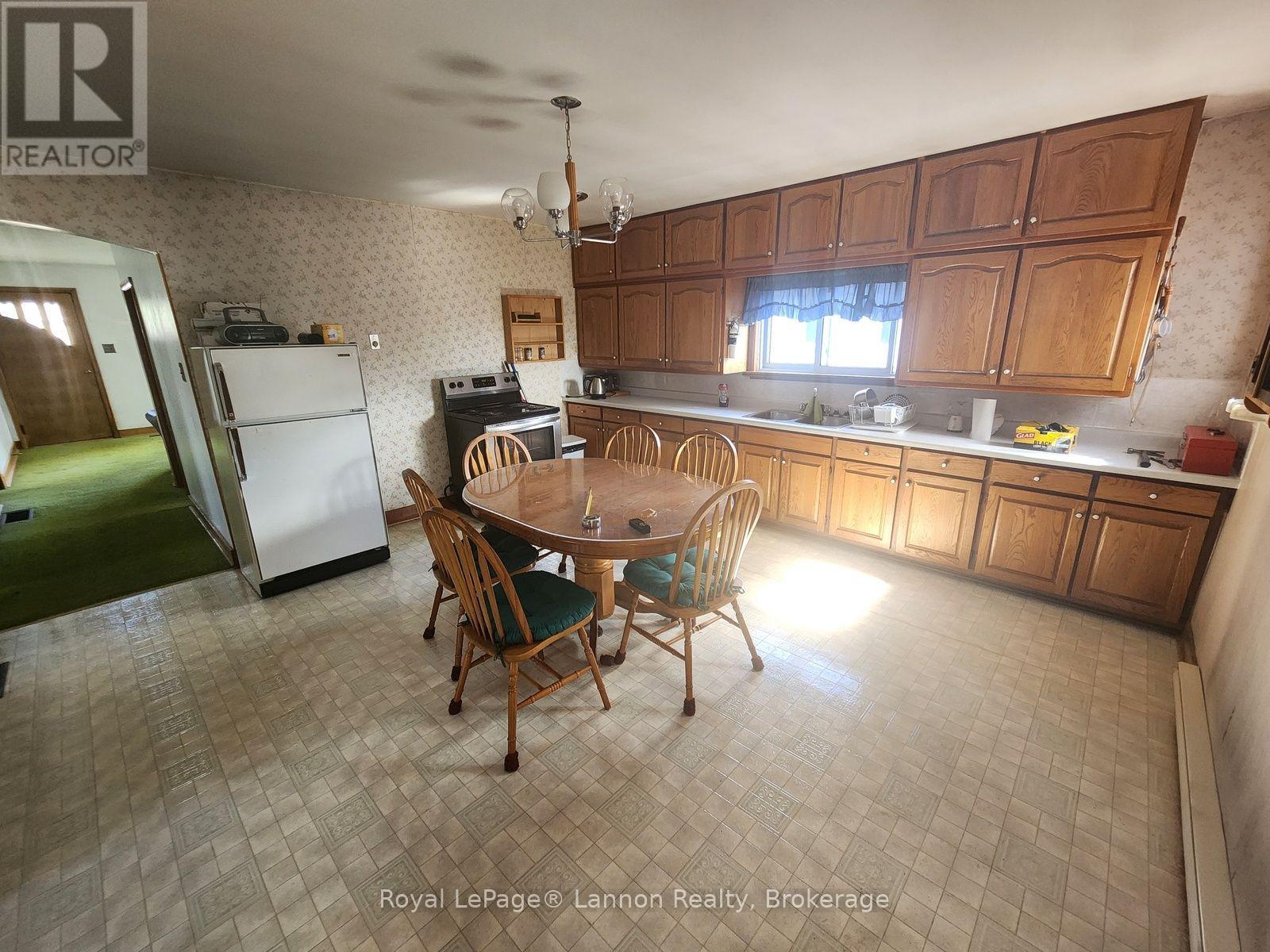 306 Walker Street E, Schreiber, Ontario  P0T 2S0 - Photo 7 - X14096942