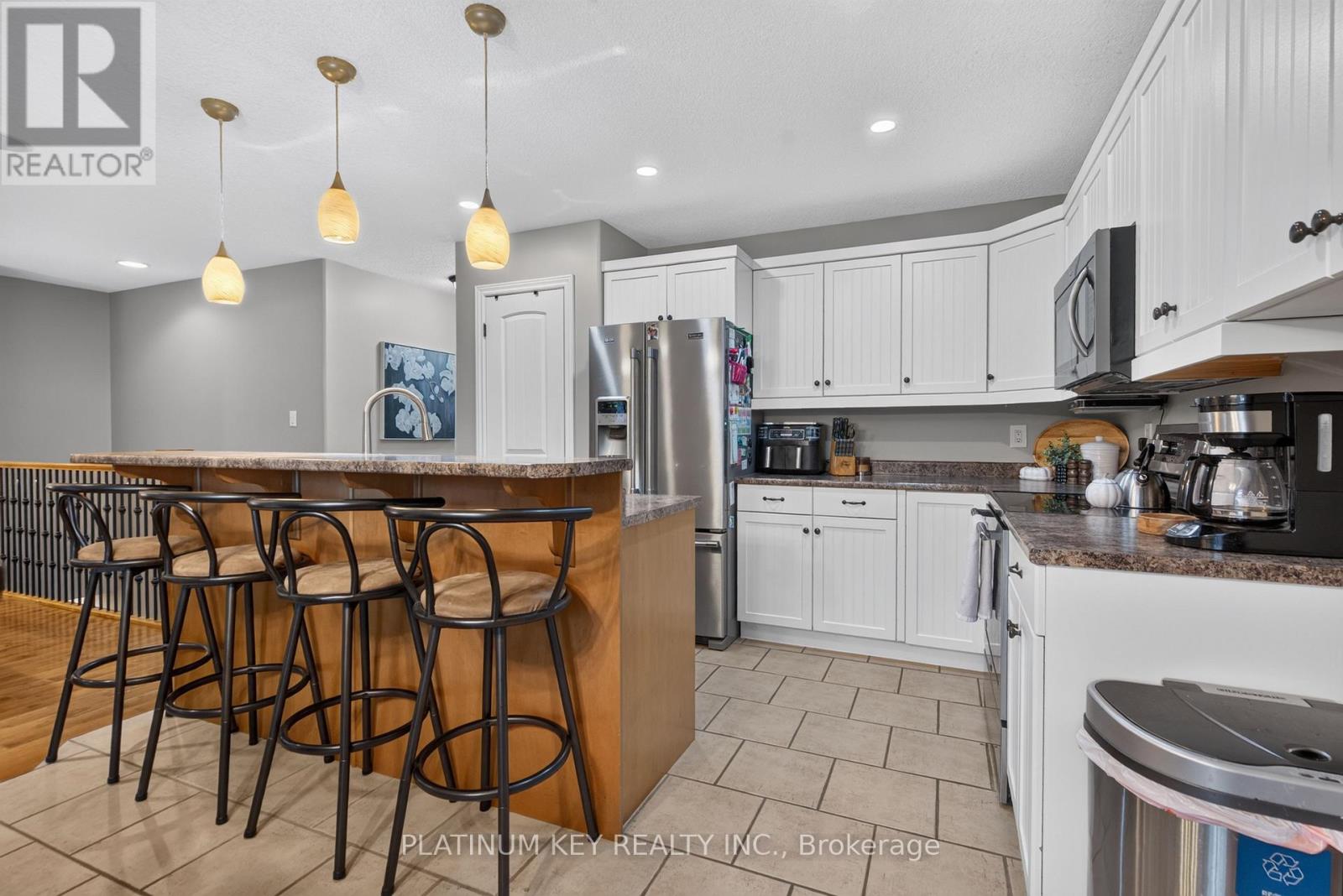 277 Thorne Drive, Strathroy-Caradoc, Ontario  N7G 4C9 - Photo 7 - X14092830