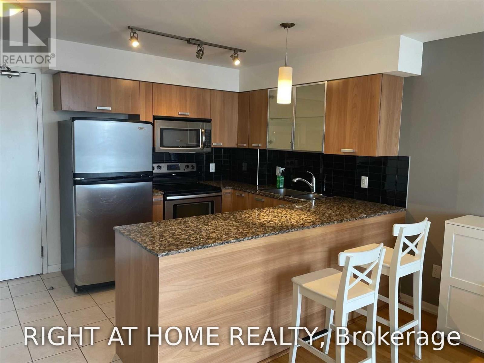 3804 - 38 Grenville Street, Toronto, Ontario  M4Y 1A5 - Photo 7 - C14096952