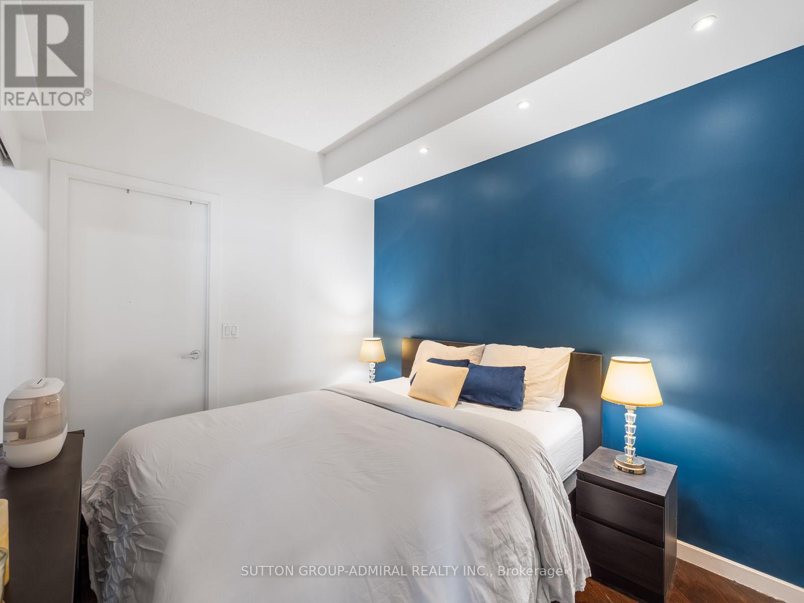2103 - 218 Queens Quay Boulevard W, Toronto, Ontario  M5J 2Y6 - Photo 19 - C14096958