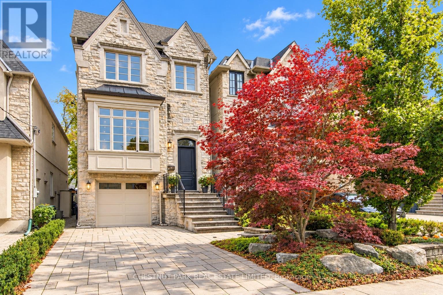 117 Glengarry Avenue, Toronto, Ontario  M5M 1E1 - Photo 1 - C14096966